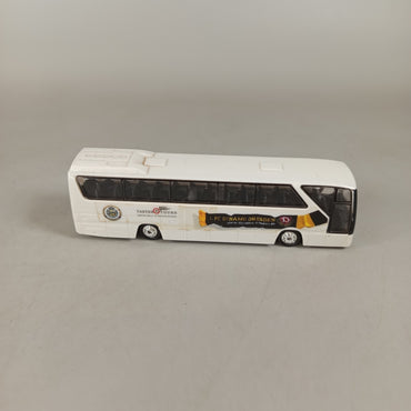 Bundle Bitburger Dynamo Set von 4 Trucks & Bus Modellautos