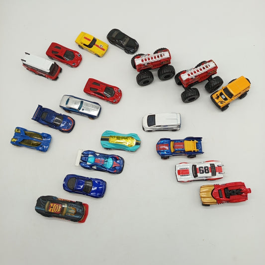 Metall-Spielzeugautos – Set von 19 Fahrzeugen