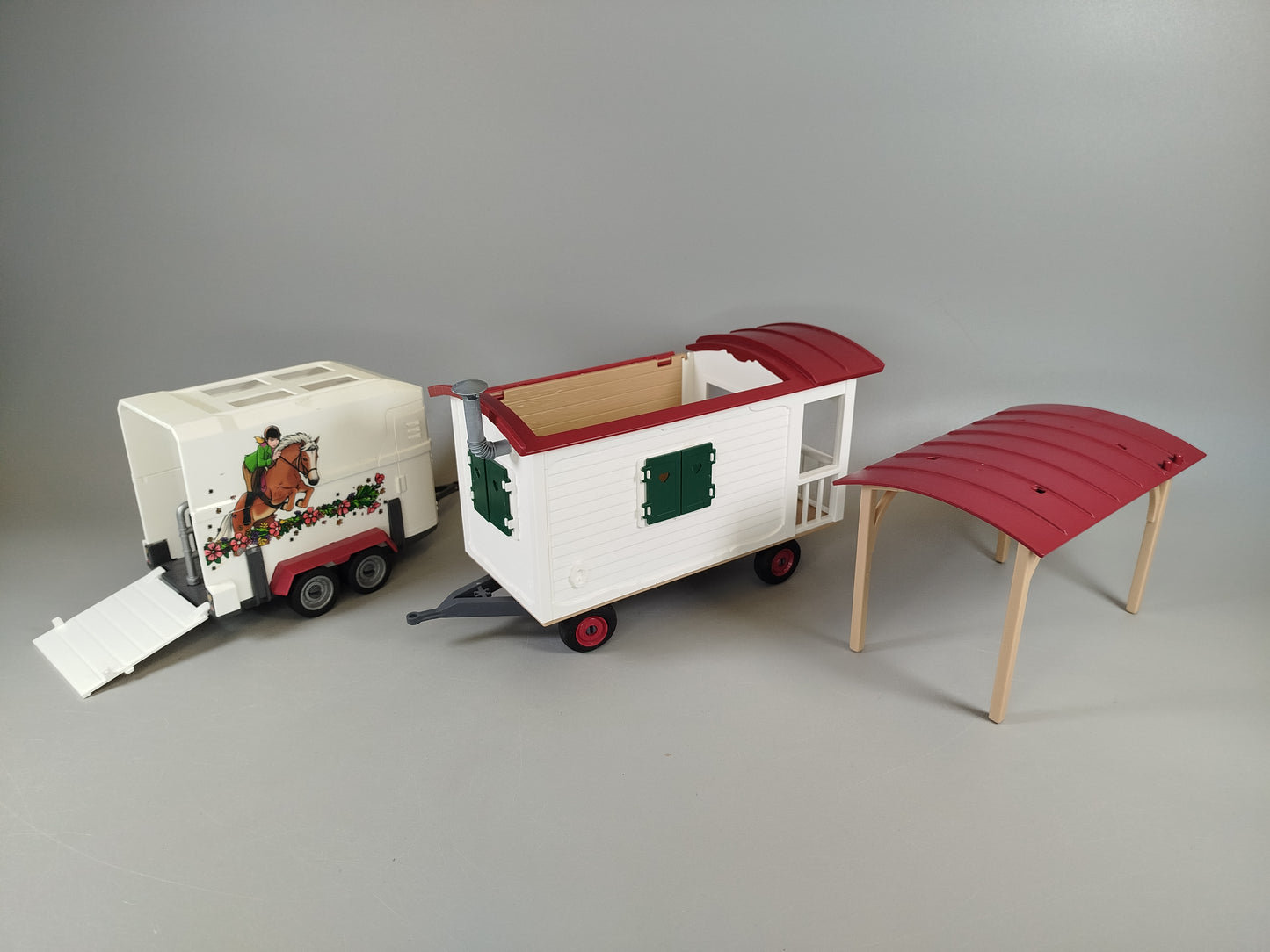 Schleich Pferde-Bauernhof Spielset – Camping mit Figuren & Zubehör