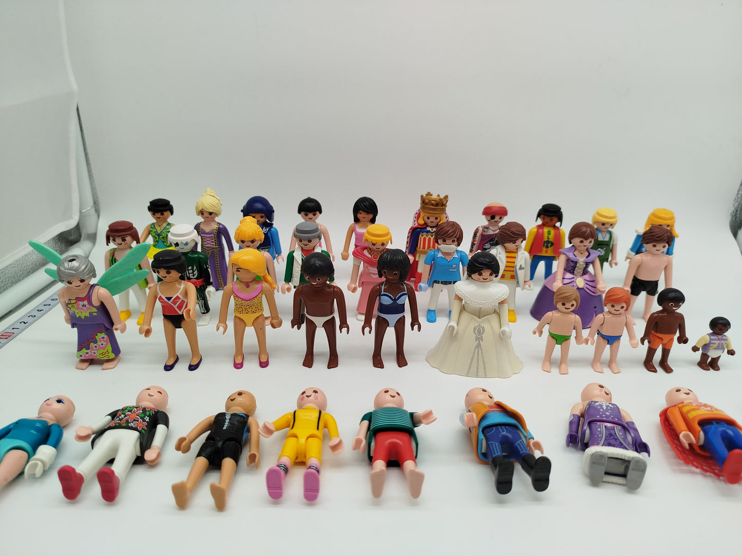 Playmobil Figuren - Set von 39 Figuren mit Zubehör