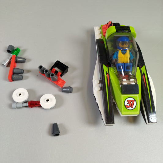 LEGO Speedboot Set R31 – mit Minifigur & Zubehör