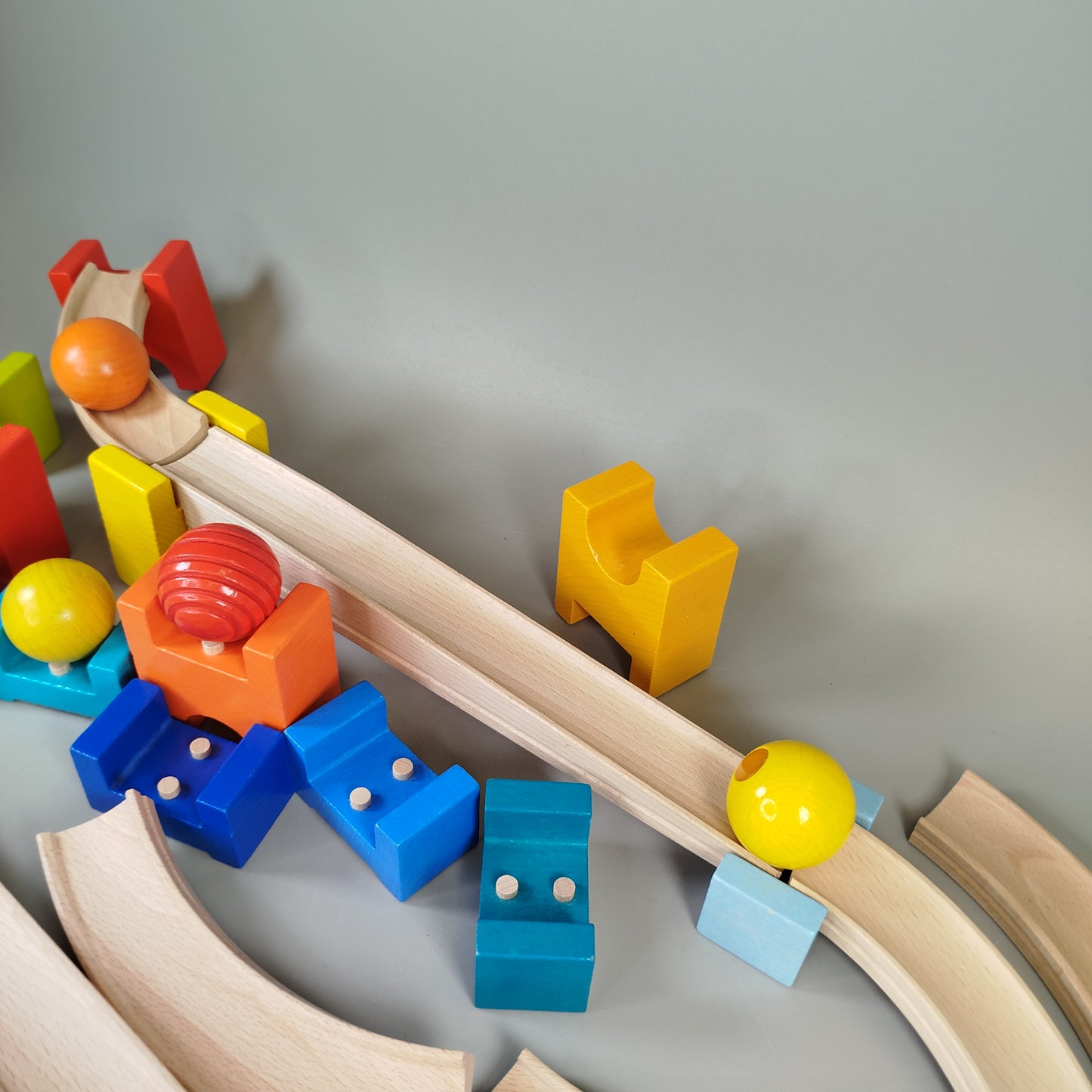 HABA Kugelbahn Set – mit Stoffpuppe, leichte Gebrauchsspuren