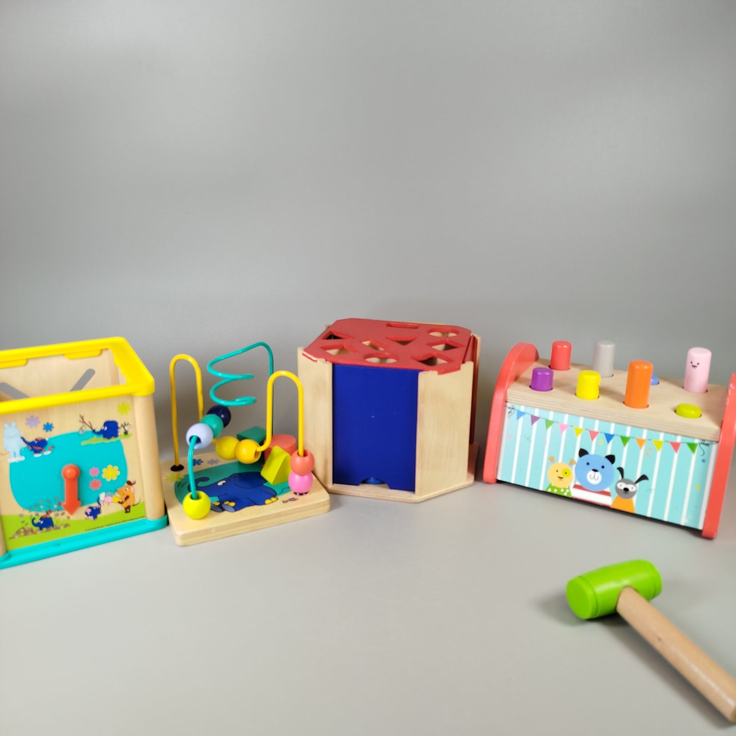 Holzspielzeug-Set - Lernspielzeuge