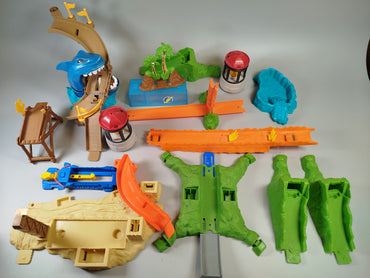 Hot Wheels - Volcano Blast Track Builder