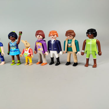 Playmobil Figuren Set von 16 Charakteren – inkl. Hasenfiguren