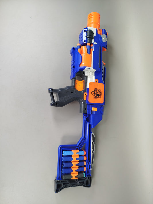 ZURU X-Shot Dartblaster – Spielzeug Blaster mit Magazin & Pfeilen