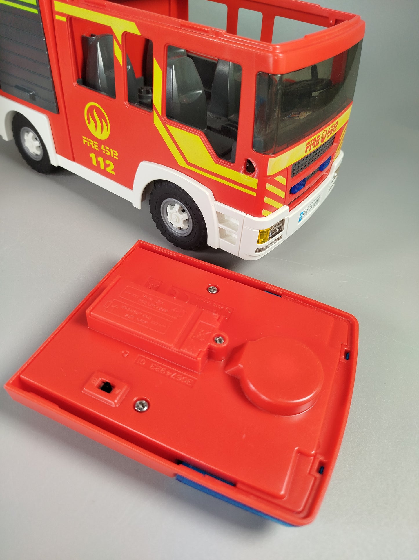 Feuerwehrset mit Station, 3 Fahrzeugen und Zubehör