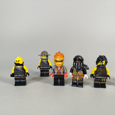 LEGO Ninjago Minifiguren Set von 10 – wie neu