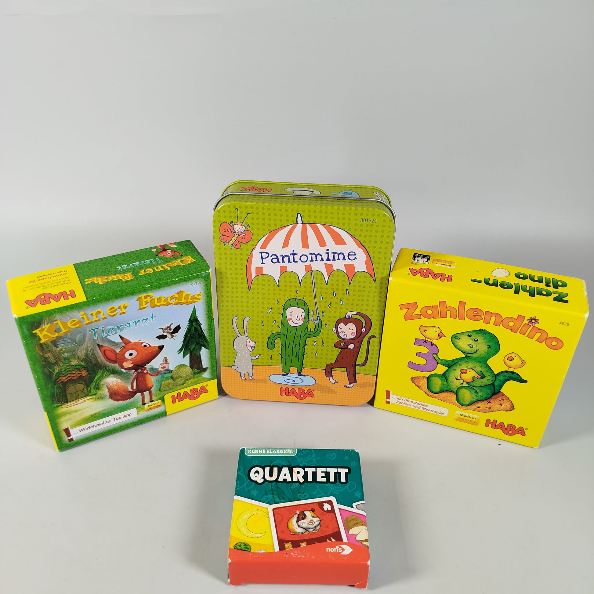 HABA, Noris Spiele- und Kartenset-Bundle: Pantomime, Zahlen-Dino, Quartett un