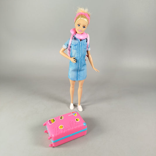 Mattel Barbie Reise-Puppe FWV25 Puppe