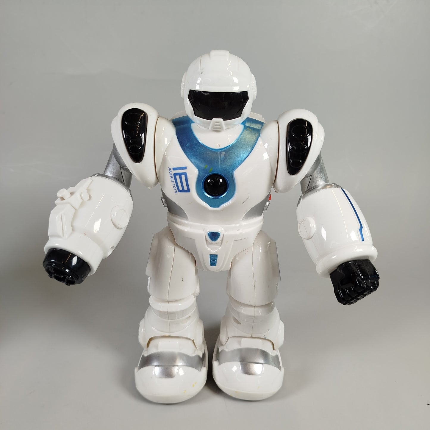 Diverse Set aus 2 interaktiven Roboterspielzeugen