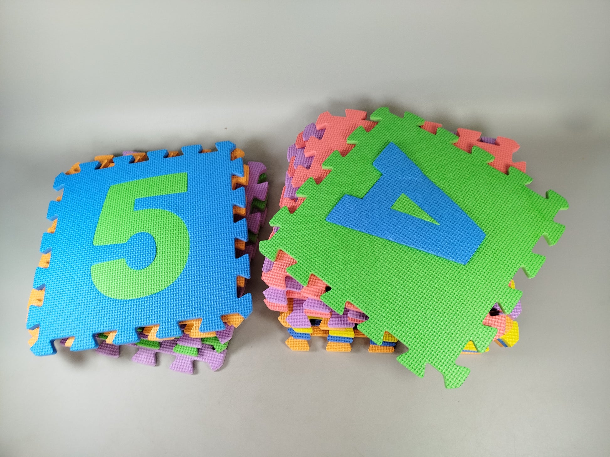 Schaumstoff Puzzlematten Set – Zahlen, Buchstaben & Tiere Lernspiel für Kinder