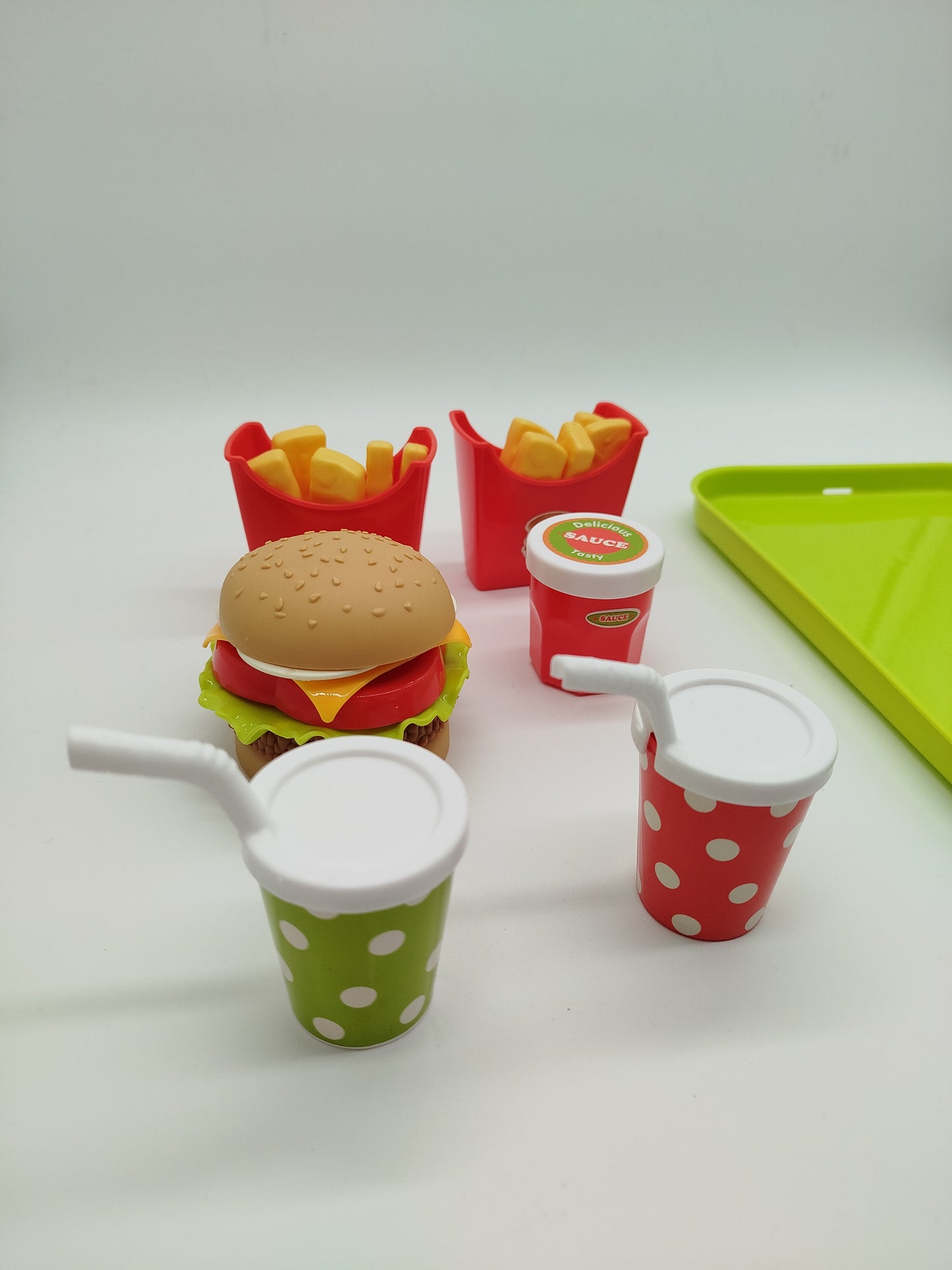 Spielzeugküchenset - Essen und Zubehör