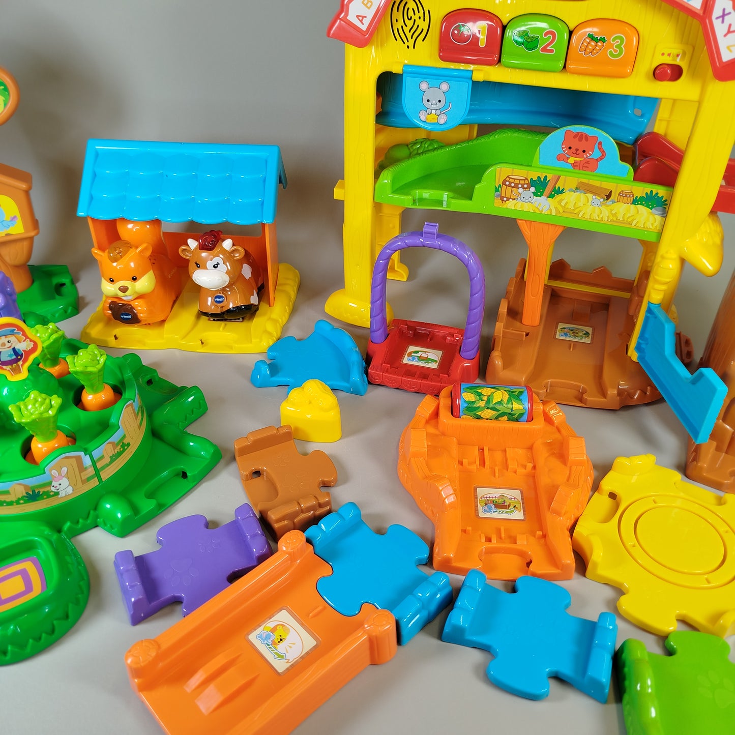 Vtech Interaktiver Bauernhof mit Tieren & Zubehör