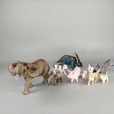 Schleich Tierfigurenset von 10, Elefanten, Hunde, Katzen, Dinosaurier