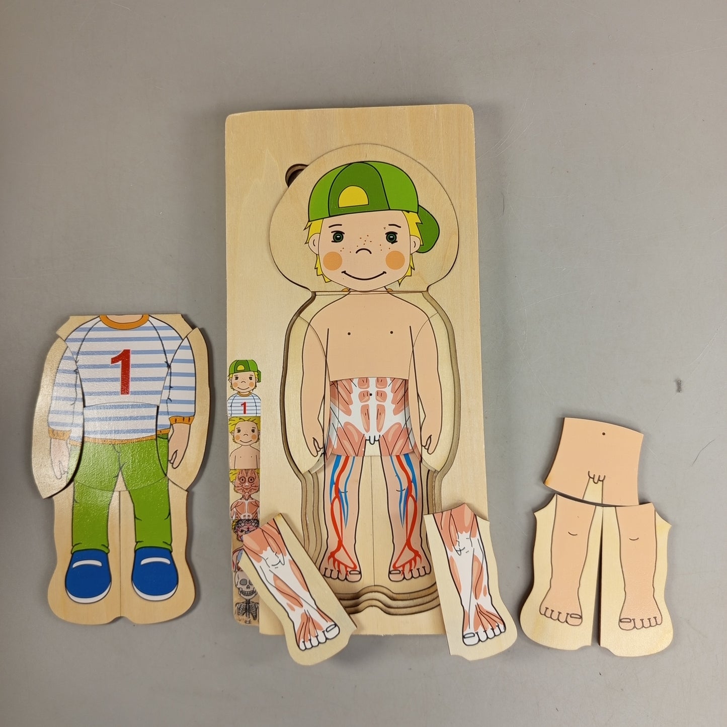 Holzpuzzle Menschlicher Körper Neuwertig
