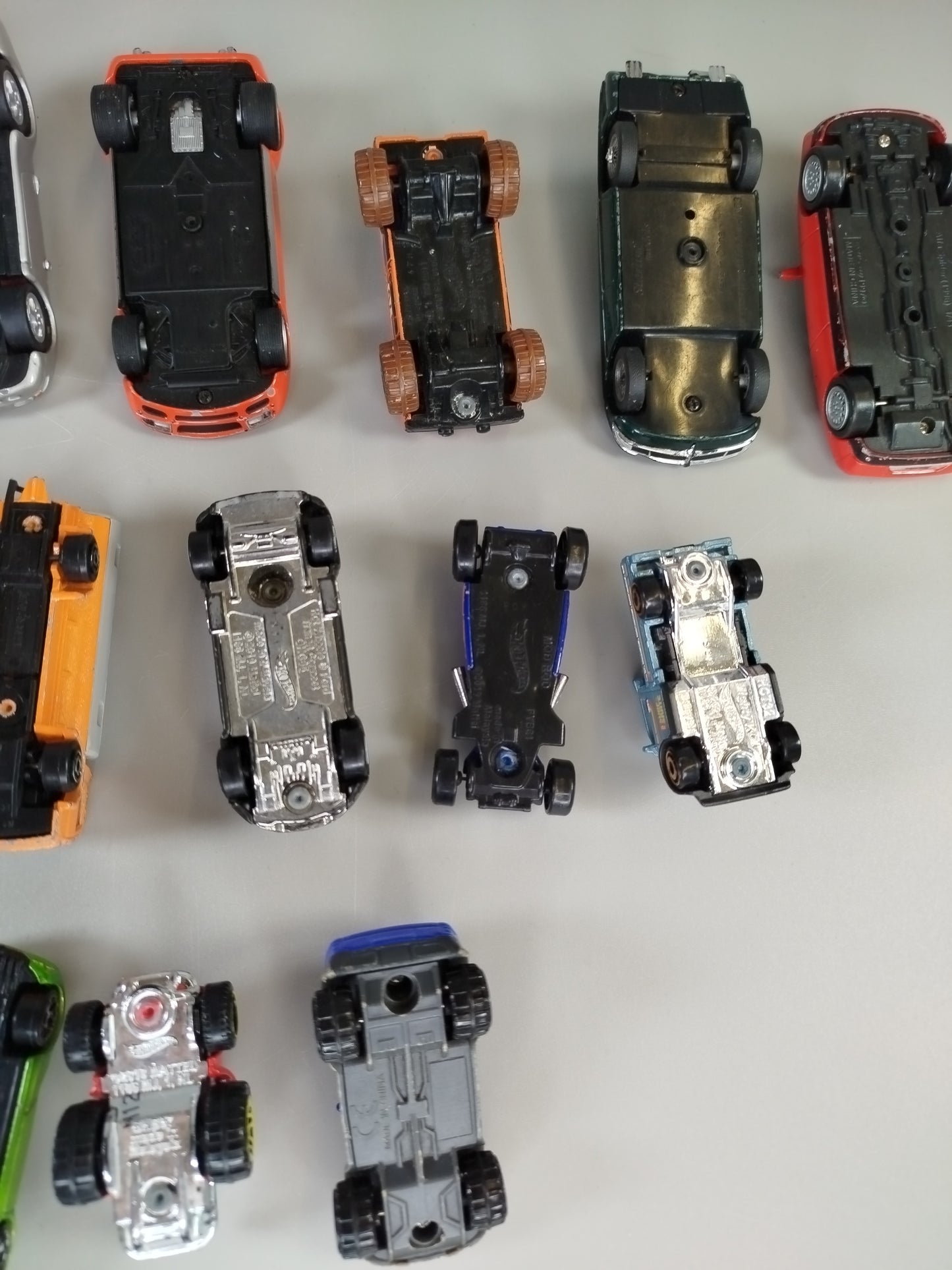 Spielzeugautos - Set von 20 Fahrzeugen