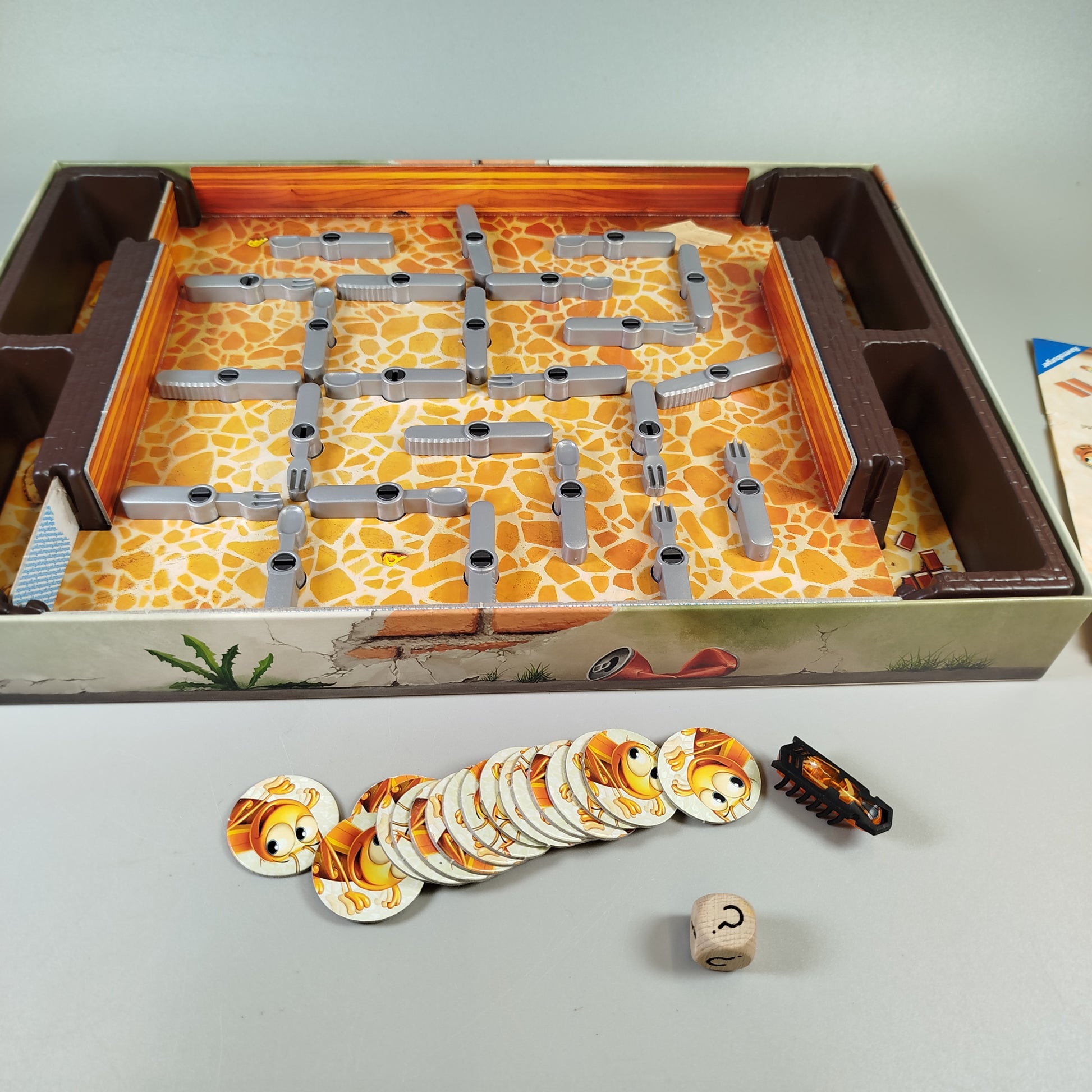 Ravensburger Brettspiel Kakerlakak – mit HEXBUG nano