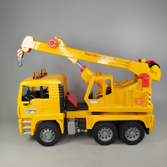 Bruder MAN TGA 41.440 Kran-LKW 02754