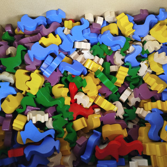 Konvolut Holztiere & Zahlen ca. 3,5 kg