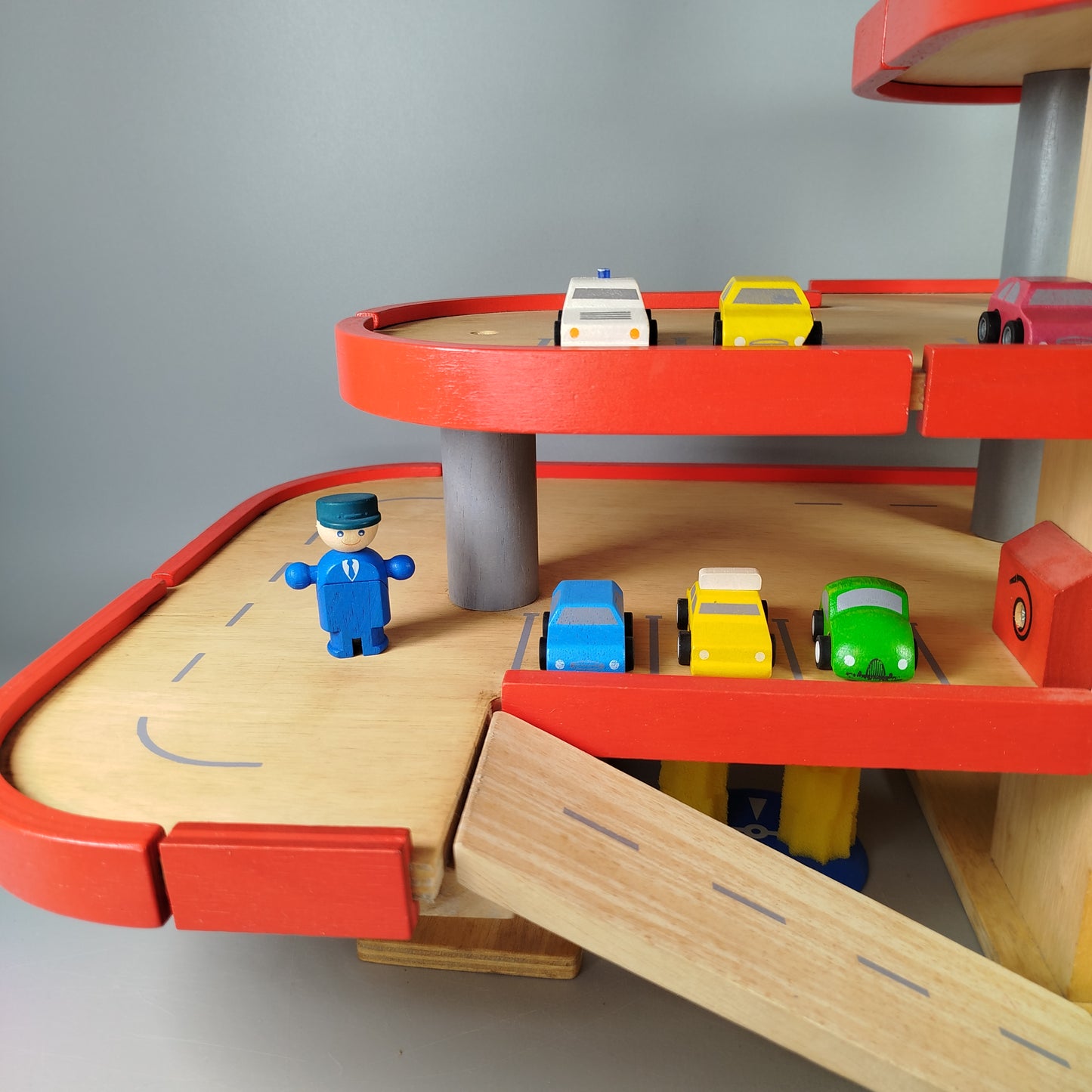 Plan City Parkhaus-Set – Hubschrauber, Autos & Zubehör