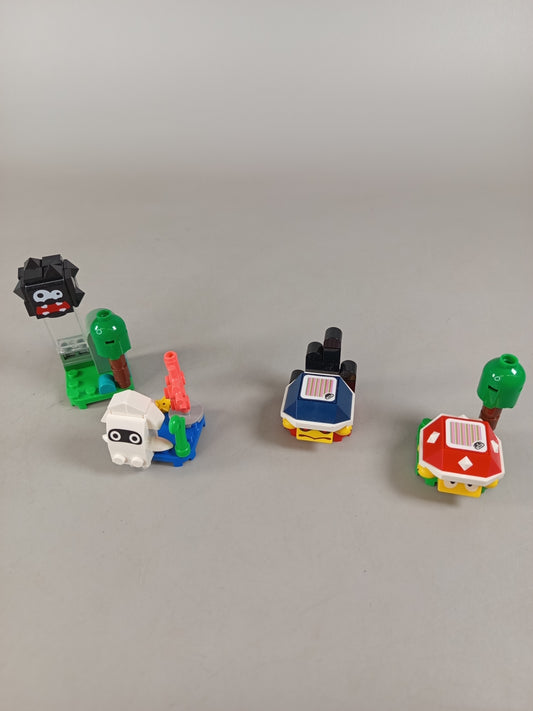 LEGO Bundle Charaktere 4x Figuren