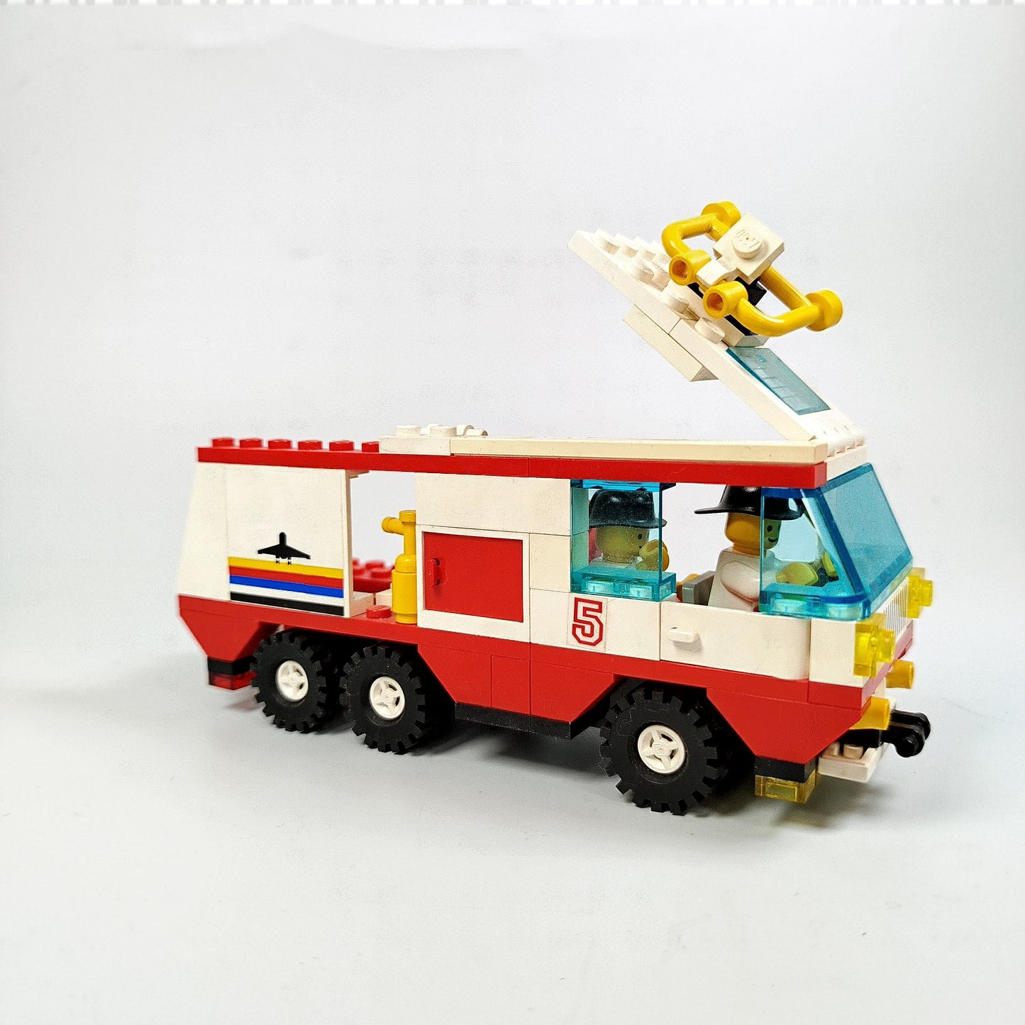 Lego Feuerwehrfahrzeug mit Kran