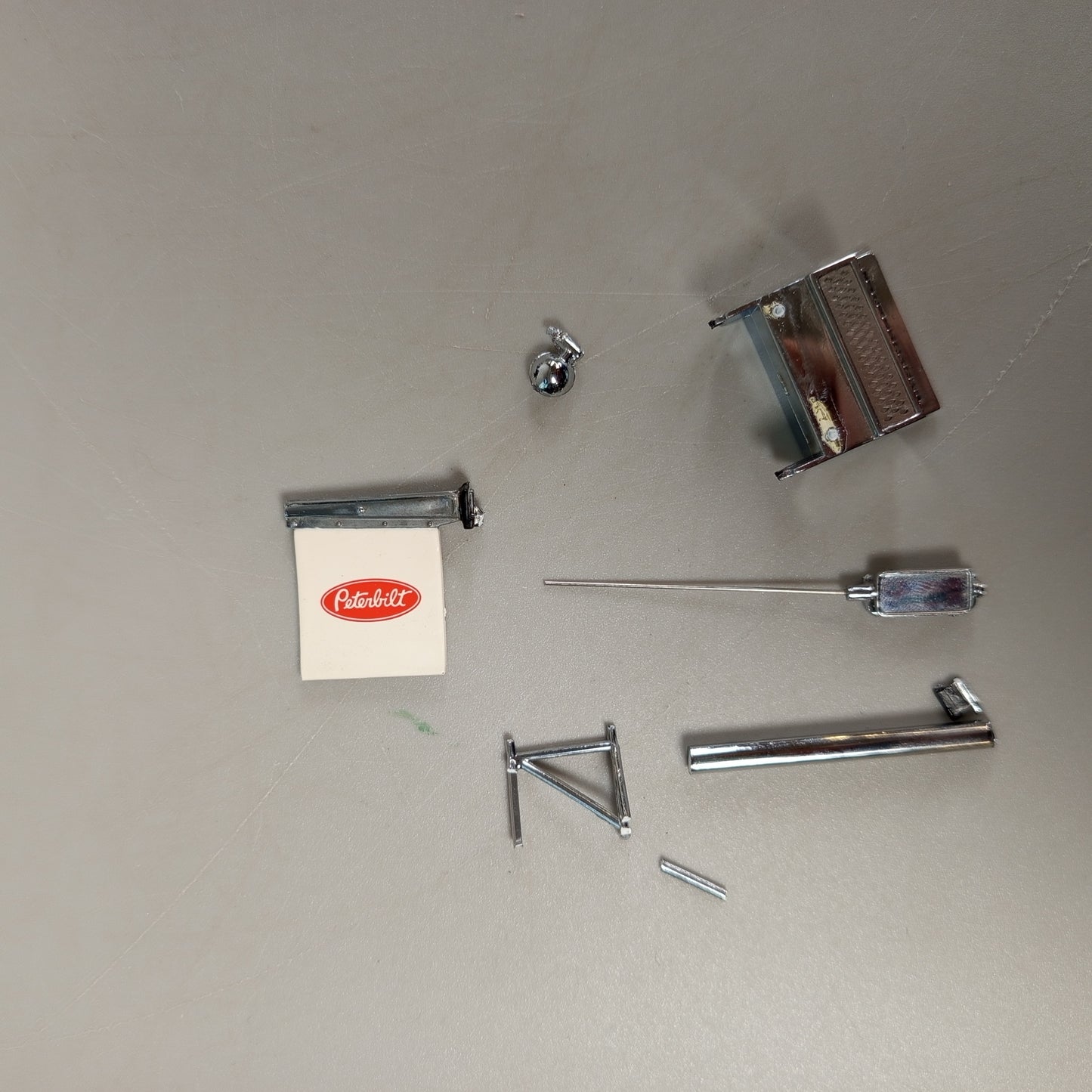 Franklin Mint Precision Models Peterbilt Modelltruck mit Anhänger – Sammlerfigur