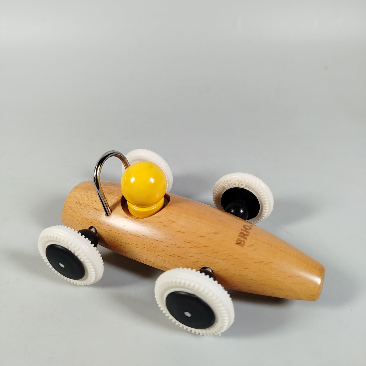 Rätsel-Bundle: Metallpuzzle-Set & BRIO Holzauto