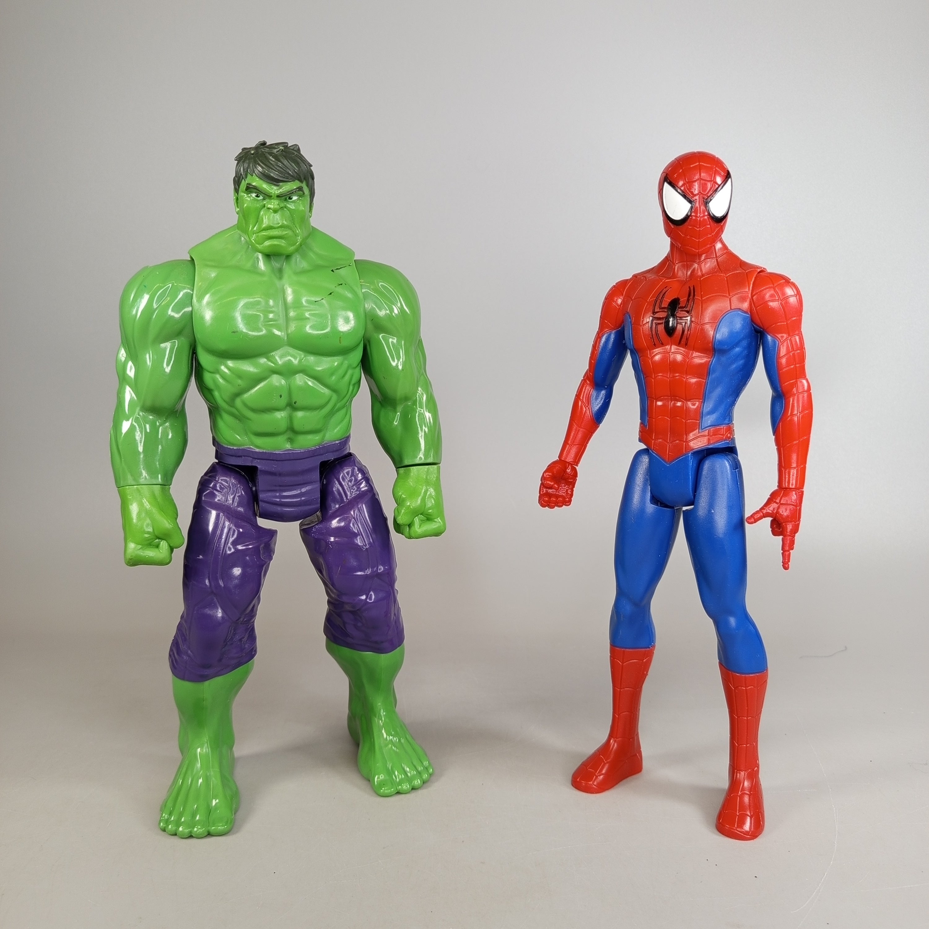 Marvel Actionfiguren Set von 2 Superheldenfiguren – Avengers, ca. 30 cm