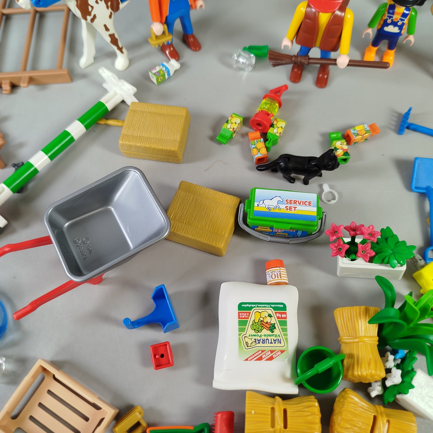 Playmobil Pferdehof 4190 – mit Figuren, Tieren & Zubehör, OVP