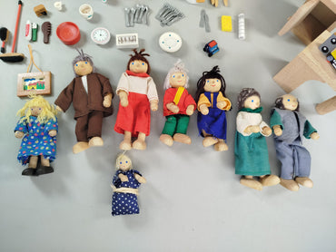 Holz Puppenhaus Spielset – Mit Möbel & Zubehör, sehr guter Zustand