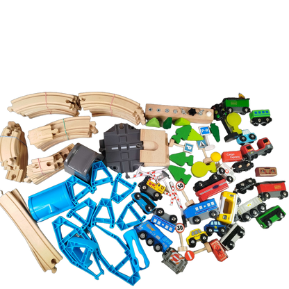 BRIO Bundle Holzeisenbahn Verkehr & Cargo Set Züge & Schienen