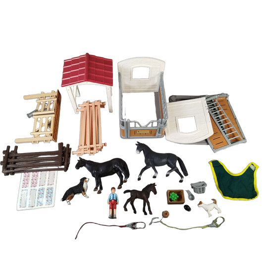 Schleich Tiere Bundle Pferdestall 42617 42563, Pferde & Zubehör