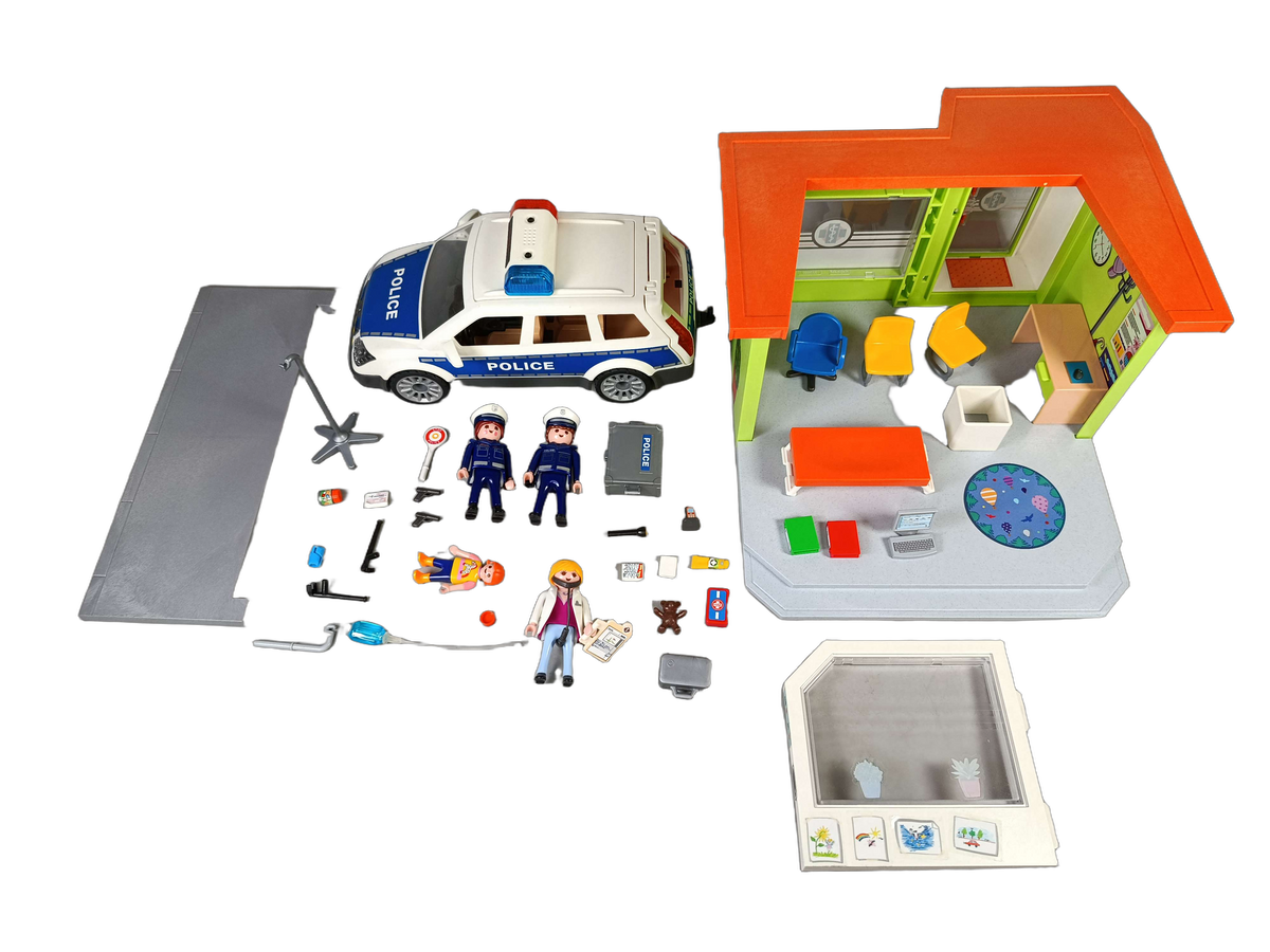 Playmobil Bundle Polizei 6920 Polizeistation mit Auto & Figuren