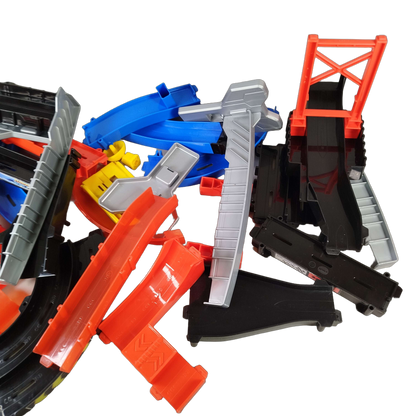 Hot Wheels Bundle Rennbahn großes Set Schienen, Kurven & Zubehör