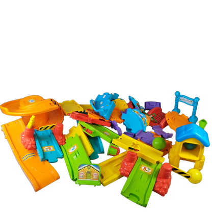 VTech Tut Tut Baby Flitzer Bahnhof Spielset Lernspielzeug, ab 3 Jahre