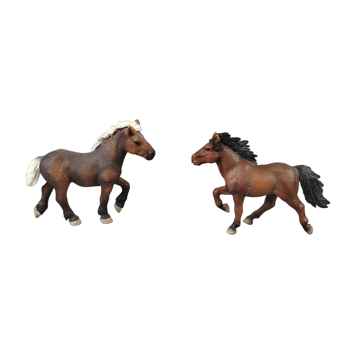Schleich Tiere Bundle 6 Teile Pferde & Kutsche mit Fahrerfigur