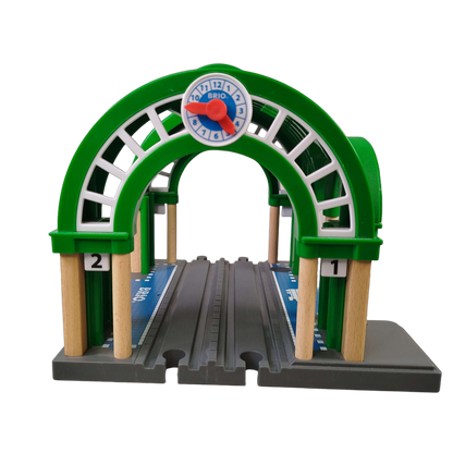 BRIO Hauptbahnhof 33649 Holzeisenbahn Spielset