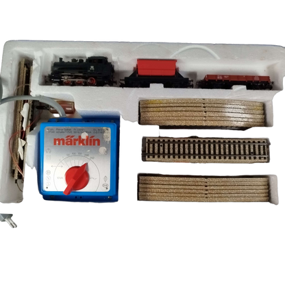 Märklin H0 Set-S Güterzug 2930 mit Gleisoval & Trafo