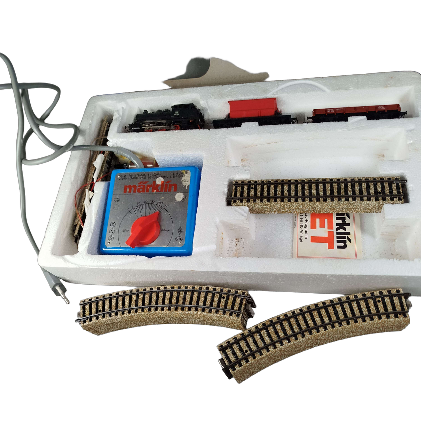 Märklin H0 Set-S Güterzug 2930 mit Gleisoval & Trafo