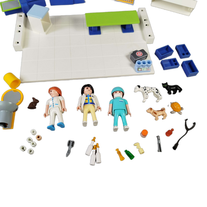 Playmobil Tierarztpraxis 4346 Spielset mit Tieren & Figuren