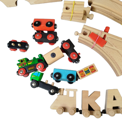 Bundle Holzeisenbahn 33344 33669 33351 großes Set Batterielok