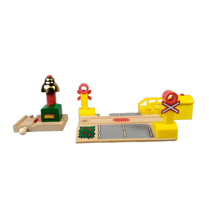 BRIO Bundle Holzeisenbahn 33750 33754 Set von 2 Übergang & Glocke