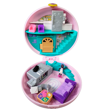 Mattel Bundle Polly Pocket Donut & Mini Mall Set von 2 Spielsets