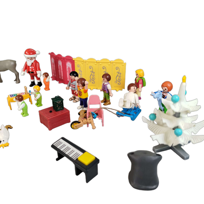 Playmobil Bundle Weihnachts & Winterfiguren & Zubehör