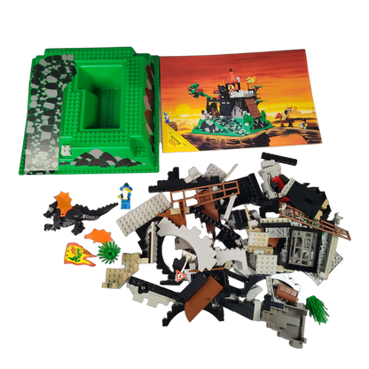 LEGO 6082 Fire Breathing Fortress Burg