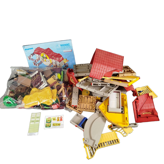 Playmobil 5221 Große Farm Bauernhof mit Tieren