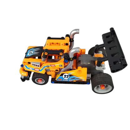 LEGO Technic 42104 Renn-Truck Bausatz