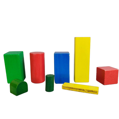 Holzbausteine Set mit geometrischen Formen